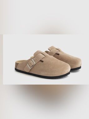Quince Water Repellent Suede Clog Mule Size 8